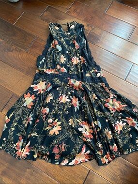 Black Floral Lace-Trim Swing Dress